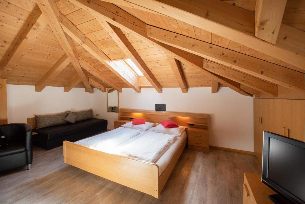 Göllerhof Apartment *